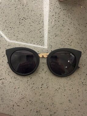 Quay Australia Matte Black Round Sunglasses with Gold Bridge